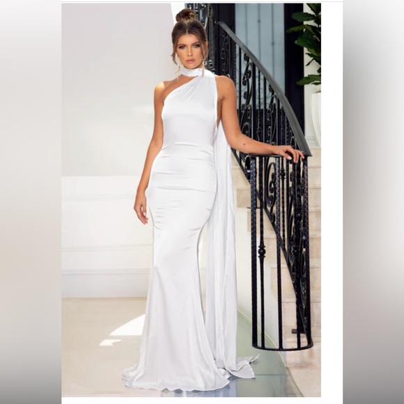 Abby’s by Abby’s satin white dress, NWT, size: M - Picture 3 of 6